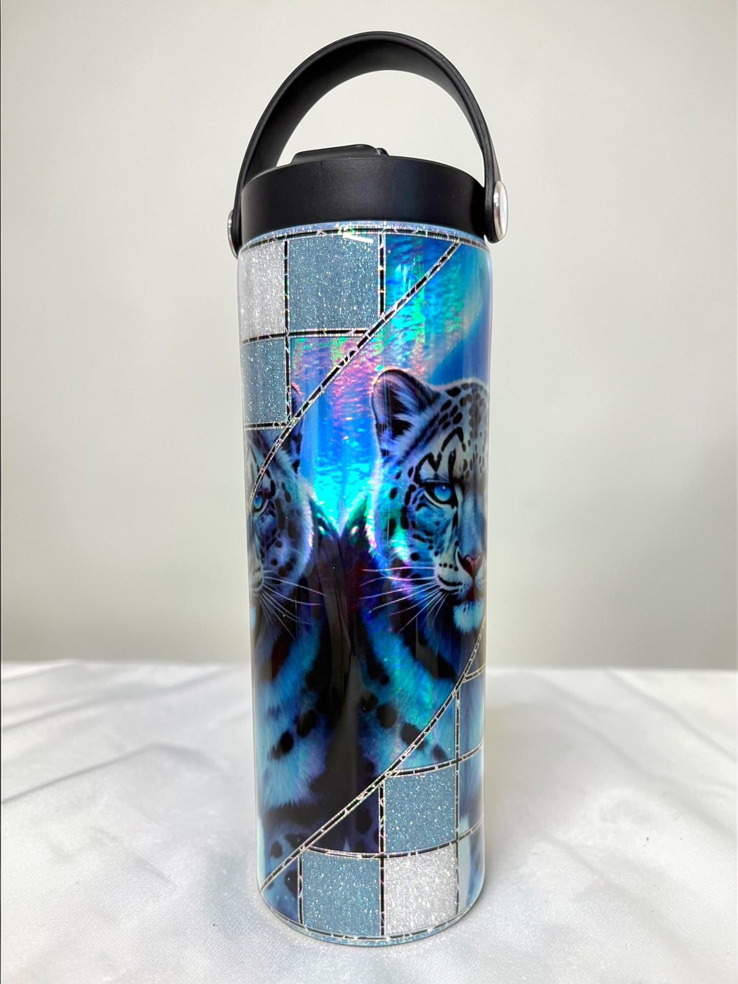 20oz Snow Leopard